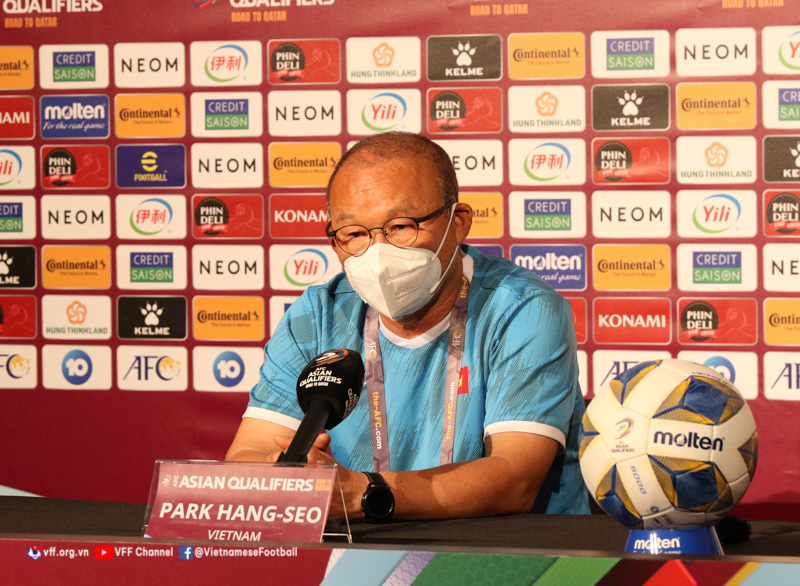 HLV Park Hang-seo: “ĐT Việt Nam sẽ cố gắng giành được điểm số trước Australia”
