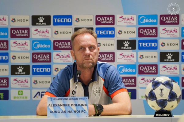 HLV Polking tiếc 'đứt ruột', không nhắc gì đến Nguyễn Filip: 'Đáng ra CLB CAHN đã thắng' HLV Polking tiếc 'đứt ruột', không nhắc gì đến Nguyễn Filip: 'Đáng ra CLB CAHN đã thắng'