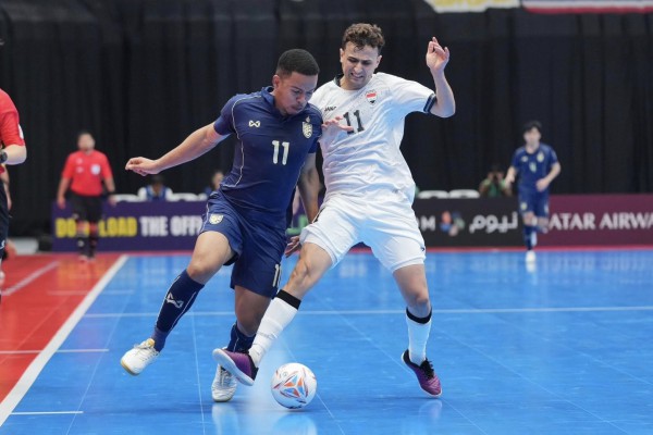 HLV Thái Lan xin lỗi, lý giải thất bại trước Iraq: Bất ngờ nhắc đến đội tuyển Việt Nam