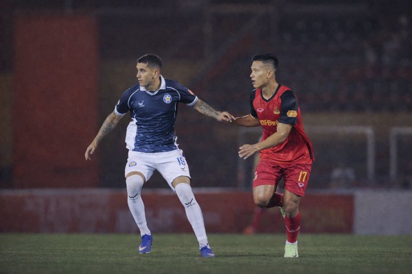 HLV Vũ Tiến Thành ra mắt chưa như ý HLV Vũ Tiến Thành ra mắt chưa như ý