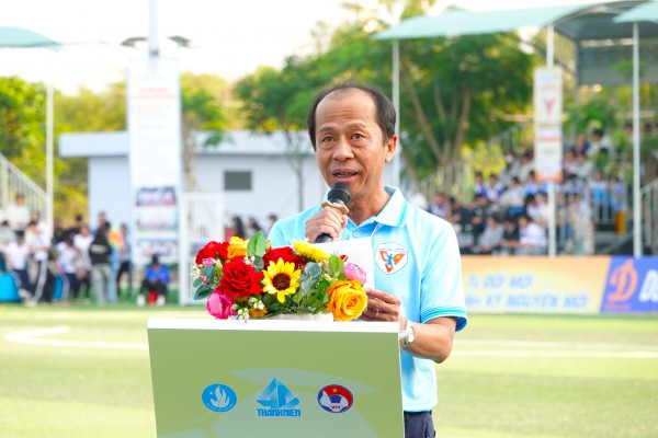 Hàng ngàn người ‘tiếp lửa’ lễ khai mạc vòng loại Tây Nam bộ TNSV THACO cup 2026 Hàng ngàn người ‘tiếp lửa’ lễ khai mạc vòng loại Tây Nam bộ TNSV THACO cup 2026