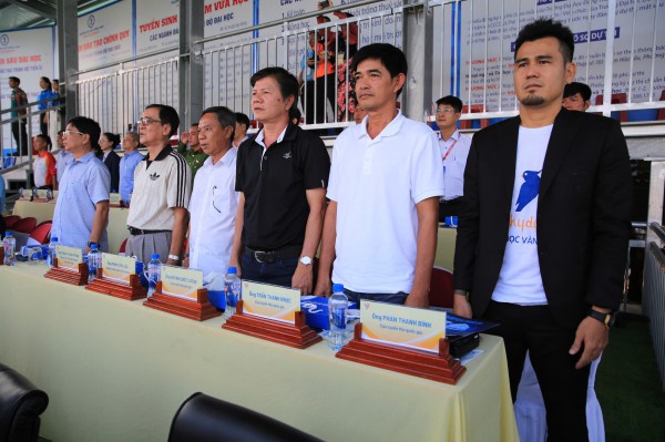 Hàng ngàn người ‘tiếp lửa’ lễ khai mạc vòng loại Tây Nam bộ TNSV THACO cup 2026 Hàng ngàn người ‘tiếp lửa’ lễ khai mạc vòng loại Tây Nam bộ TNSV THACO cup 2026