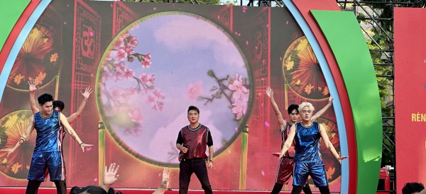 Hàng nghìn người tham gia Ngày chạy Olympic sức khỏe toàn dân tại TP.HCM