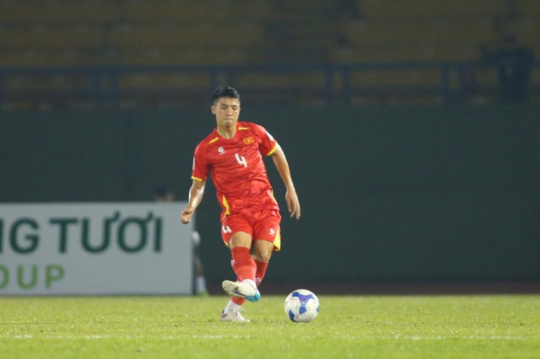 Hàng thủ đội tuyển Việt Nam lung lay: Còn nhân tố U.23, thầy Kim đừng lãng quên Hàng thủ đội tuyển Việt Nam lung lay: Còn nhân tố U.23, thầy Kim đừng lãng quên