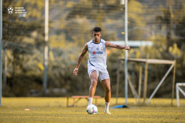 Hàng thủ 'khủng' cao gần 1,9 m: Điểm tựa mới của đội tuyển Việt Nam Hàng thủ 'khủng' cao gần 1,9 m: Điểm tựa mới của đội tuyển Việt Nam