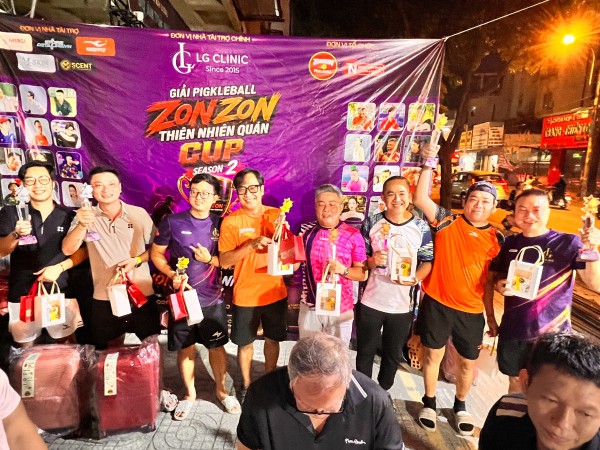 Hào hứng tranh tài giải pickleball ZonZon Cúp Thiên Nhiên 2026: Ca sĩ Minh Quân vô địch Hào hứng tranh tài giải pickleball ZonZon Cúp Thiên Nhiên 2026: Ca sĩ Minh Quân vô địch
