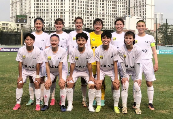 Hoa khôi bóng đá Hoàng Thị Loan, Thanh Nhã nhận 'cú hích' lớn trước mùa giải