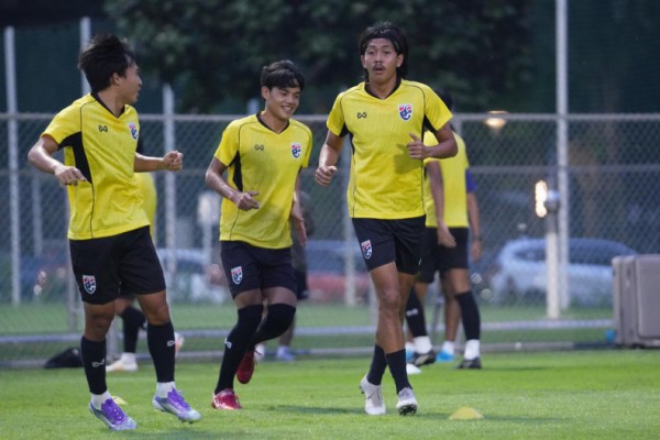 Hôm nay U.23 Thái Lan ra quân, HLV Thawatchai thừa nhận một sự thật ‘phũ phàng’, nhưng… Hôm nay U.23 Thái Lan ra quân, HLV Thawatchai thừa nhận một sự thật ‘phũ phàng’, nhưng…