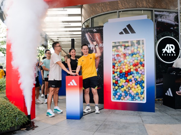 Hơn 200 runner tham gia sự kiện chạy bộ ra mắt Sala Running Store