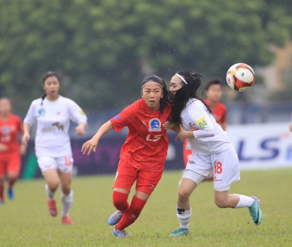 Huỳnh Như ghi dấu ấn, đội TP.HCM thắng nhọc nhằn Tuyết Dung và đội Hà Nam