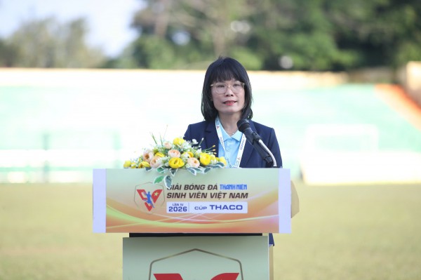 Khai mạc khu vực Duyên hải miền Trung: Lan tỏa không chỉ tình yêu bóng đá... Khai mạc khu vực Duyên hải miền Trung: Lan tỏa không chỉ tình yêu bóng đá...