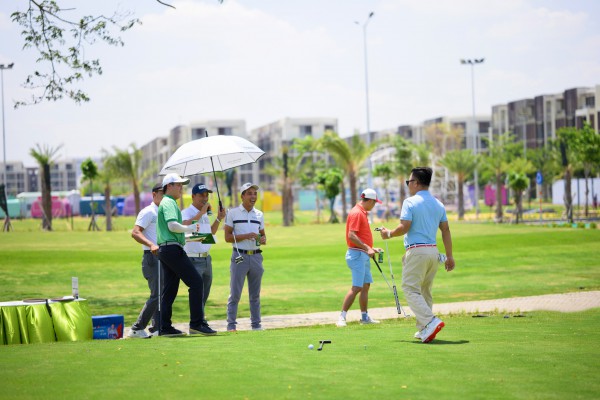 Khai trương học viện và CLB golf tại dự án The Global City