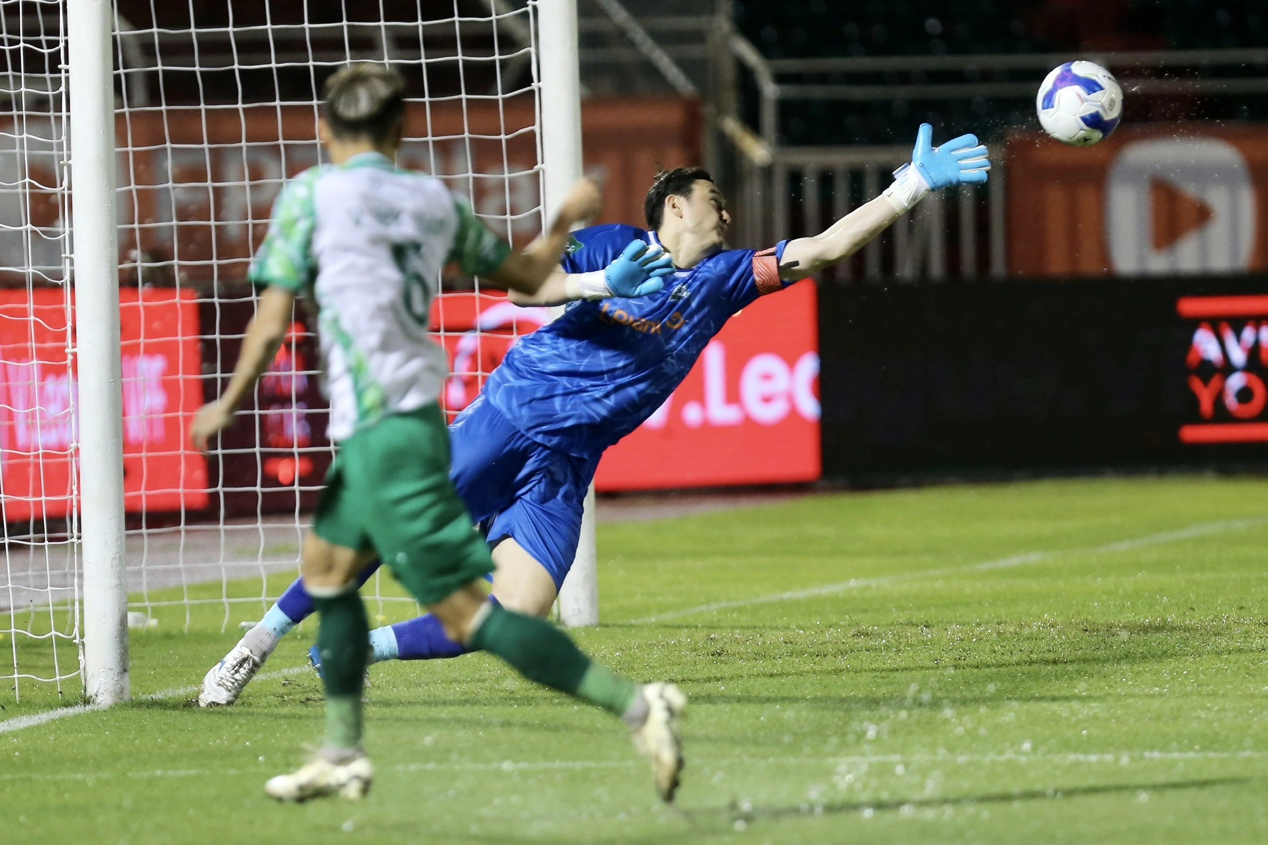 Khi sự nhàn hạ trở thành… thử thách của Đặng Văn Lâm Khi sự nhàn hạ trở thành… thử thách của Đặng Văn Lâm