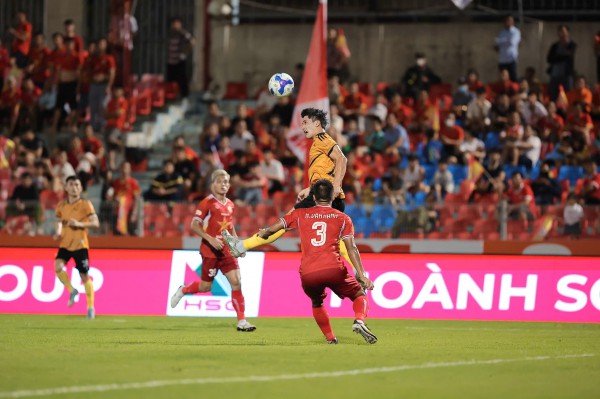 Không xóa sổ CLB Thanh Hóa sau khi bầu Đoan vướng sự cố nghiêm trọng: Tỉnh sẽ giải cứu Không xóa sổ CLB Thanh Hóa sau khi bầu Đoan vướng sự cố nghiêm trọng: Tỉnh sẽ giải cứu