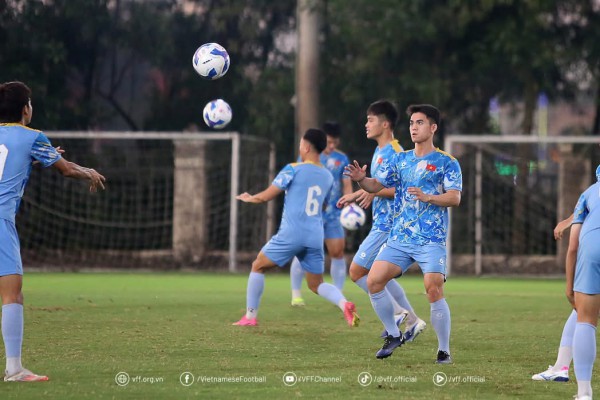 Khuất Văn Khang nhận xét rất bất ngờ về U.23 Yemen, tiết lộ một sự thật…