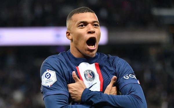 Kylian Mbappe chuẩn bị nhận được khoản tiền lớn từ PSG