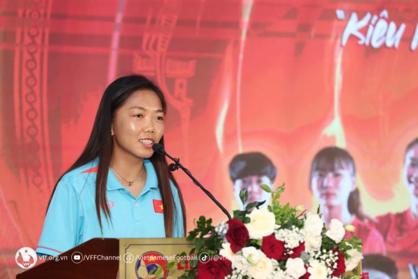 Lễ xuất quân ĐT nữ Việt Nam: Sẵn sàng hướng đến VCK Bóng đá nữ thế giới 2023