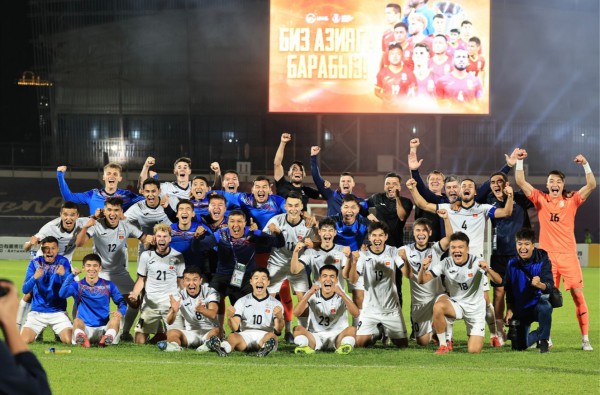 Lịch thi đấu U.23 Việt Nam mới nhất: Báo Trung Á muốn U.23 Kyrgyzstan đưa thầy Kim 'vào bẫy'! Lịch thi đấu U.23 Việt Nam mới nhất: Báo Trung Á muốn U.23 Kyrgyzstan đưa thầy Kim 'vào bẫy'!