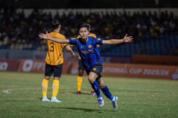 Lịch thi đấu V-League cực nóng hôm nay: SLNA vừa thay ‘tướng’, có thắng nổi HAGL đang khát điểm? Lịch thi đấu V-League cực nóng hôm nay: SLNA vừa thay ‘tướng’, có thắng nổi HAGL đang khát điểm?