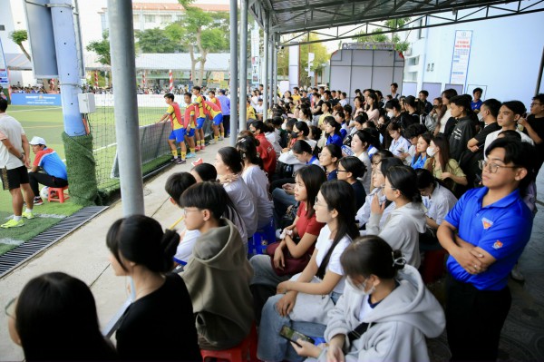 'Lột xác' ngoạn mục, đội Trường ĐH Đồng Tháp và ĐH Cần Thơ vào vòng chung kết 'Lột xác' ngoạn mục, đội Trường ĐH Đồng Tháp và ĐH Cần Thơ vào vòng chung kết