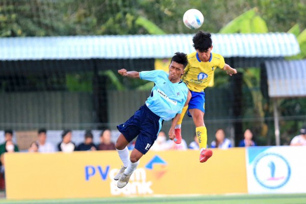 'Lột xác' ngoạn mục, đội Trường ĐH Đồng Tháp và ĐH Cần Thơ vào vòng chung kết 'Lột xác' ngoạn mục, đội Trường ĐH Đồng Tháp và ĐH Cần Thơ vào vòng chung kết