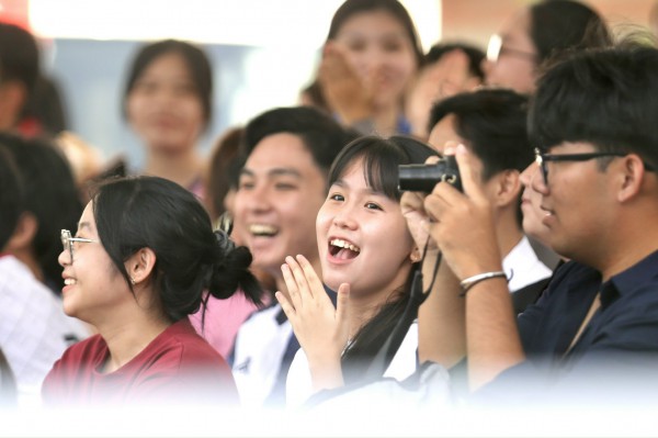 'Lột xác' ngoạn mục, đội Trường ĐH Đồng Tháp và ĐH Cần Thơ vào vòng chung kết 'Lột xác' ngoạn mục, đội Trường ĐH Đồng Tháp và ĐH Cần Thơ vào vòng chung kết