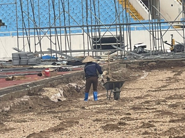 Mặt sân Mỹ Đình được cấp 10 tỉ đồng làm mới hoàn toàn: Giải ngân đợt 1 là… Mặt sân Mỹ Đình được cấp 10 tỉ đồng làm mới hoàn toàn: Giải ngân đợt 1 là…