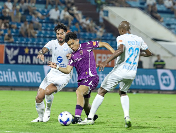 Minh Khoa ghi bàn và kiến tạo, đội tuyển Việt Nam có thêm ý tưởng tấn công