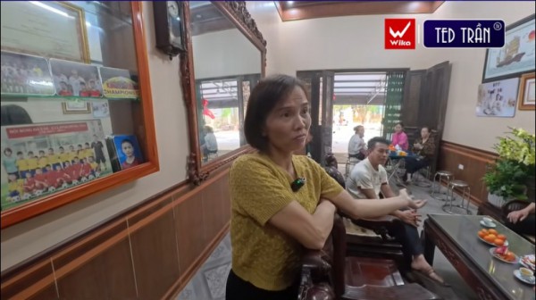 Minh Phúc từng khóc khi bị ‘cấm’ theo bóng đá khiến gia đình phải họp khẩn và cái kết… Minh Phúc từng khóc khi bị ‘cấm’ theo bóng đá khiến gia đình phải họp khẩn và cái kết…