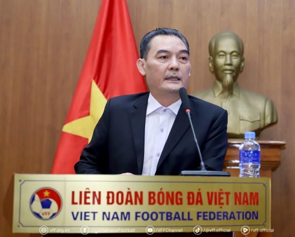 ‘Mổ băng’ các tình huống VAR, Ban Trọng tài có động thái đặc biệt khi V-League tái xuất