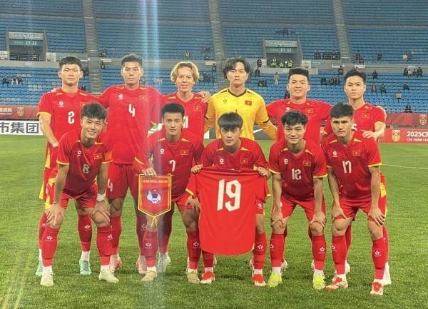 Mới nhất: U.23 Việt Nam hẹn Indonesia tại 'chảo lửa' Gelora Bung Karno Mới nhất: U.23 Việt Nam hẹn Indonesia tại 'chảo lửa' Gelora Bung Karno