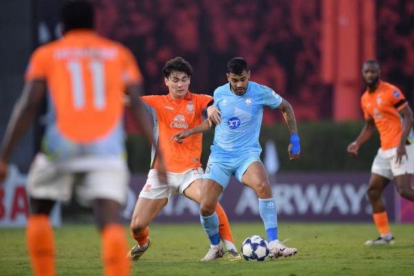 Nam Định thua cay đắng đại diện Thái Lan ở phút bù giờ, hết cơ hội ở châu Á Nam Định thua cay đắng đại diện Thái Lan ở phút bù giờ, hết cơ hội ở châu Á