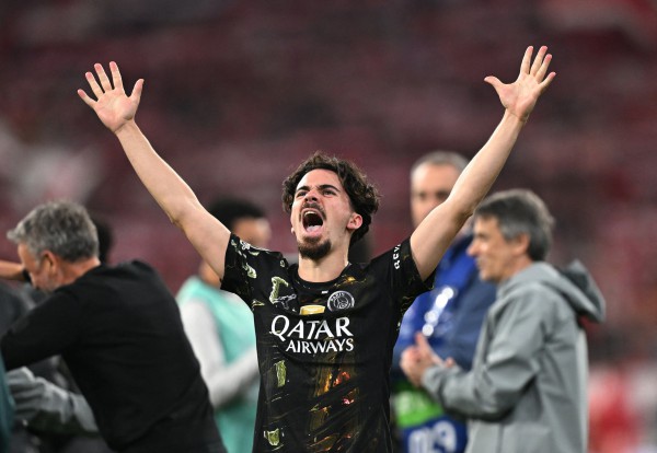 Nếu vô địch Champions League, Arsenal sẽ có mùa giải vĩ đại nhất lịch sử