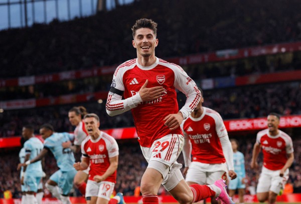 Nếu vô địch Champions League, Arsenal sẽ có mùa giải vĩ đại nhất lịch sử