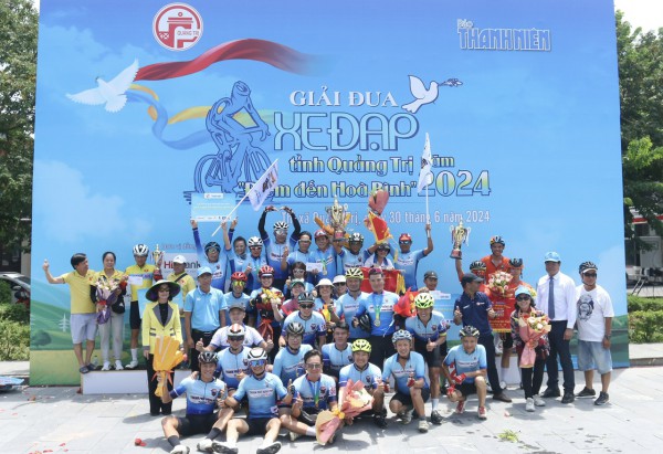 Ngày hội đạp xe Vì hòa bình trở lại Quảng Trị vào tháng 4