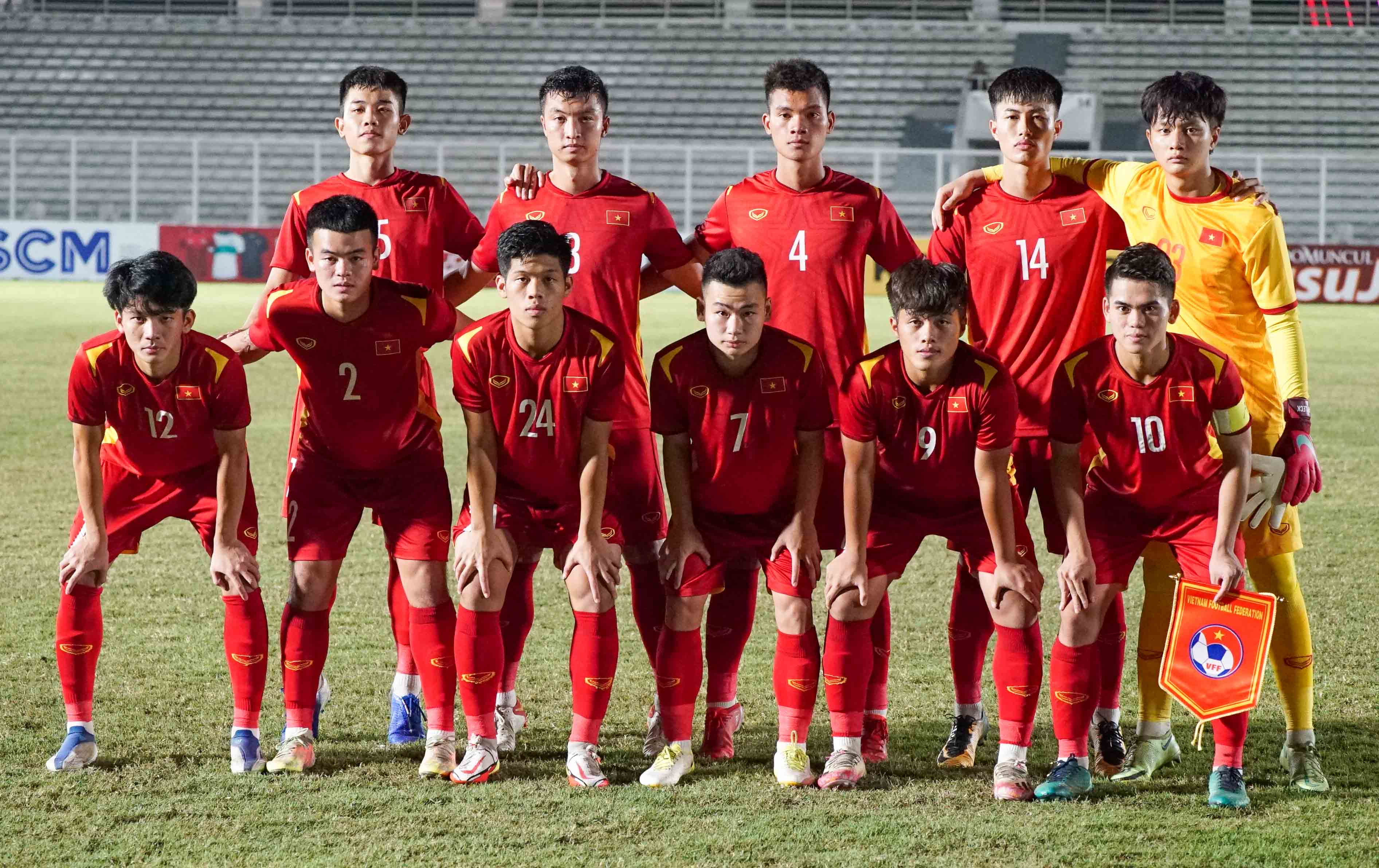 Ngược dòng giành 1 điểm trước U19 Thái Lan, U19 Việt Nam vào bán kết giải U19 ĐNÁ