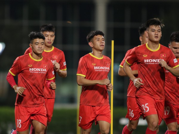 Người hùng Thường Châu Hà Đức Chinh gia nhập đội bóng triệu USD của thầy Park Người hùng Thường Châu Hà Đức Chinh gia nhập đội bóng triệu USD của thầy Park