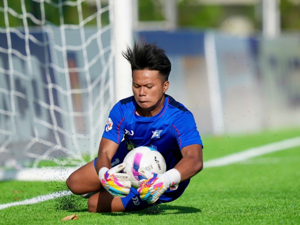 'Người nhện' của Trường ĐH Sư phạm TP.HCM: Thần tượng thủ môn Trung Kiên, bắt bóng như De Gea