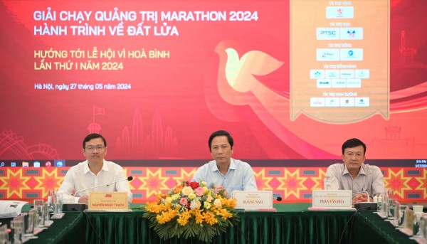 Nguyễn Thị Oanh so tài với 2.500 VĐV ở giải chạy Quảng Trị Marathon 2024