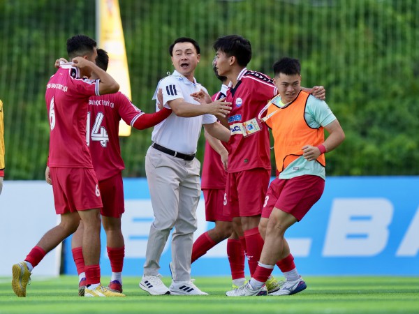 Nhạc trưởng Hoàng Danh: 'Quyết chia tay Trường ĐH Thủy lợi bằng danh hiệu vô địch'