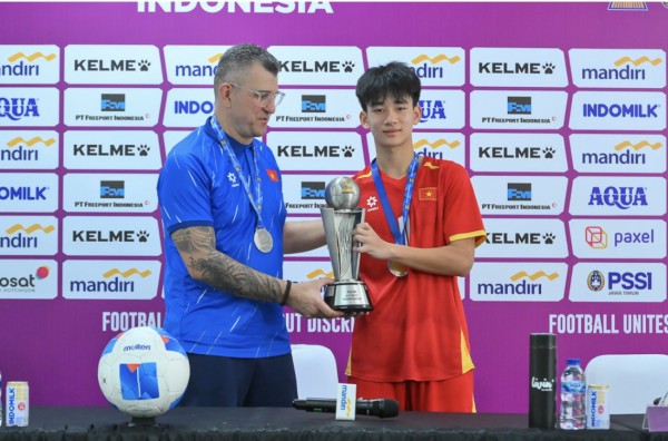 Những con số đẹp gây choáng váng của U.17 Việt Nam dưới triều đại HLV Roland