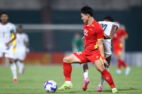 Những ‘cú đấm thép’ lột xác ngoạn mục, vũ khí tấn công của U.23 Việt Nam trở nên lợi hại Những ‘cú đấm thép’ lột xác ngoạn mục, vũ khí tấn công của U.23 Việt Nam trở nên lợi hại