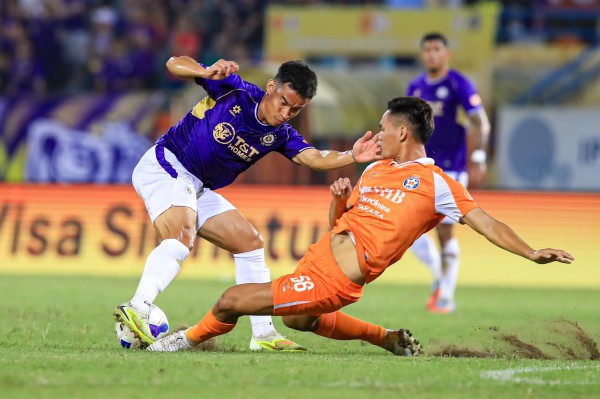 Những đội phán quyết cuộc đua trụ hạng V-League: Bất ngờ có... HAGL