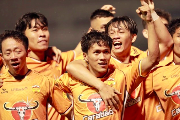 Nổi tiếng bậc nhất Việt Nam, HAGL vẫn ‘trắng sóng’ danh hiệu: Nỗi buồn không của riêng ai! Nổi tiếng bậc nhất Việt Nam, HAGL vẫn ‘trắng sóng’ danh hiệu: Nỗi buồn không của riêng ai!