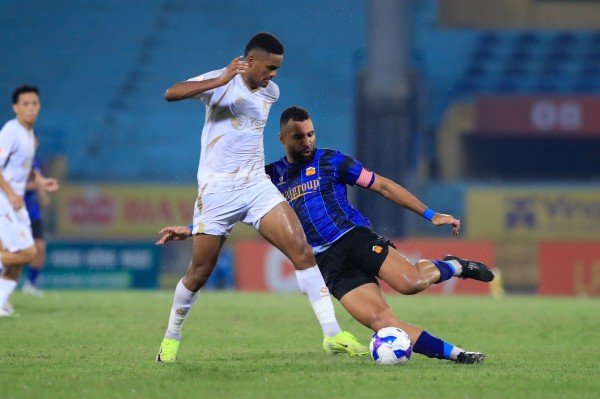 Nóng: V-League giảm số đội xuống hạng, HAGL và CLB Thanh Hóa... 'thở phào' Nóng: V-League giảm số đội xuống hạng, HAGL và CLB Thanh Hóa... 'thở phào'