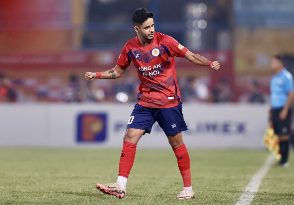 Nuối tiếc xung quanh đội hình tiêu biểu V-League: Giá như... Nuối tiếc xung quanh đội hình tiêu biểu V-League: Giá như...