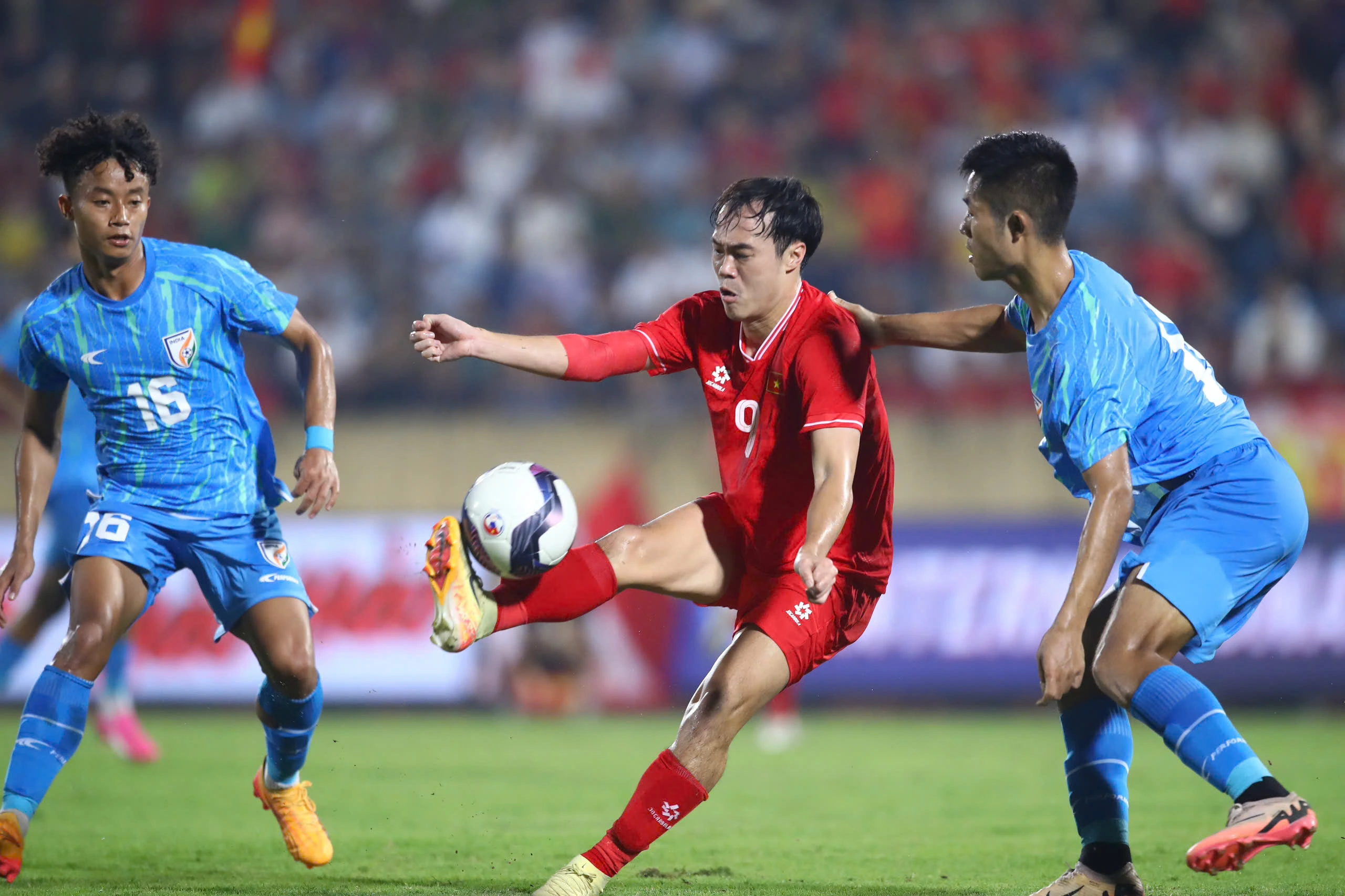 Phó chủ tịch VFF: 'Đội tuyển Việt Nam cần cải thiện tinh thần cho AFF Cup'