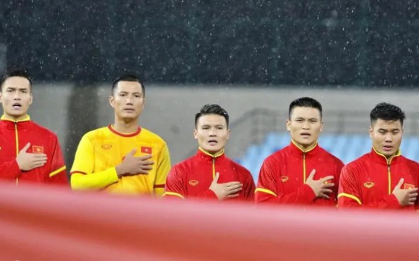 Quang Hải vắng mặt trong trận đấu với ĐT Hàn Quốc