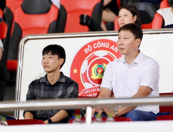 Quyết định bất ngờ của HLV Kim Sang-sik