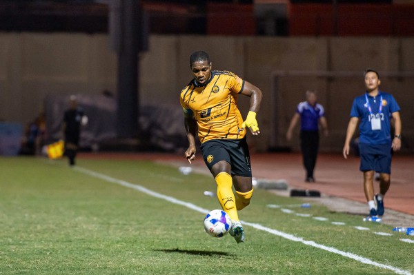 Rimario tỏa sáng giúp Thanh Hóa 'giải hạn', thắng nghẹt thở SLNA: Vui sao nước mắt lại trào! Rimario tỏa sáng giúp Thanh Hóa 'giải hạn', thắng nghẹt thở SLNA: Vui sao nước mắt lại trào!